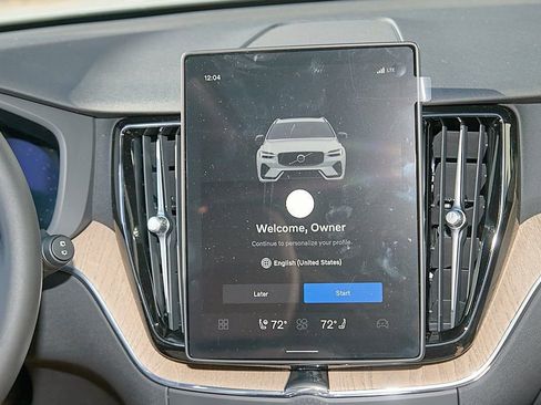 New 2026 Volvo XC60 B5 Plus w/ Protection Package Premier image 26