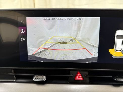 Used 2025 Kia Sportage EX w/ EX Premium Package image 23