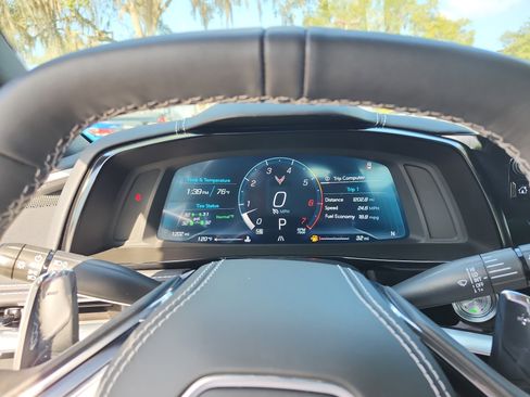 Used 2025 Chevrolet Corvette Stingray Preferred Cpe w/ 2LT image 11