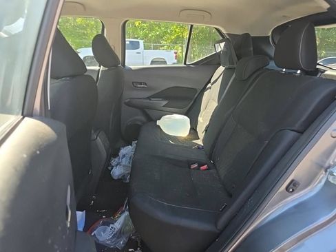 Used 2022 Nissan Kicks SV FWD image 6