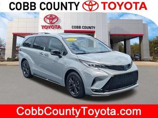 Used 2025 Toyota Sienna XSE w/ XSE Premium Package AWD/4WD video 1