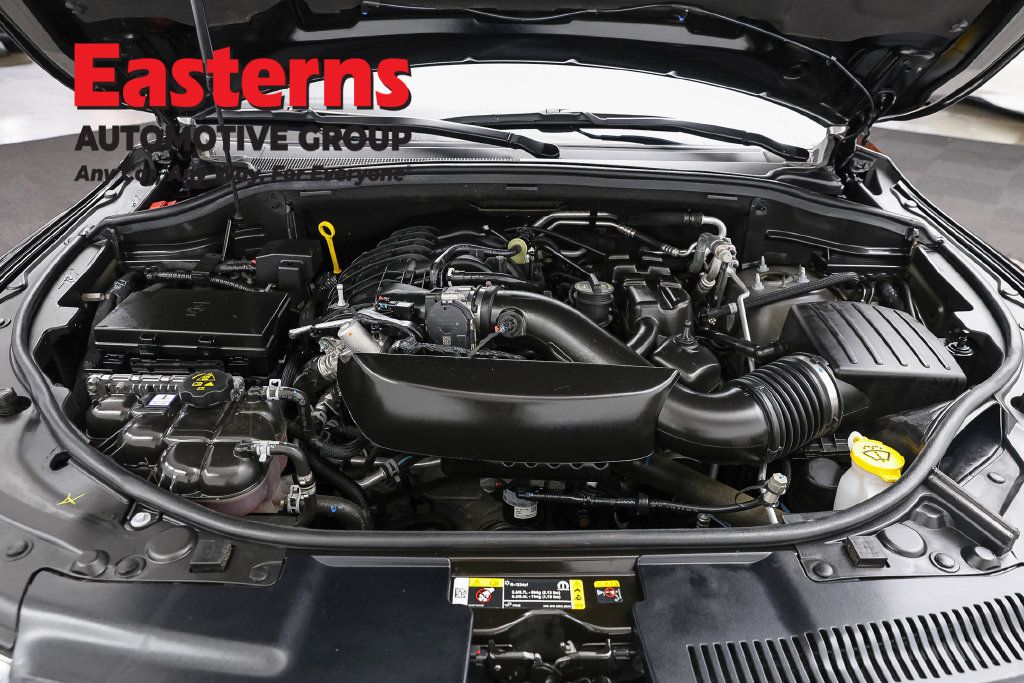 Used 2025 Dodge Durango GT RWD image 7