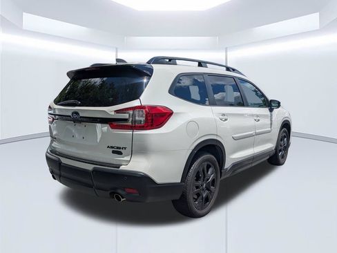 Used 2023 Subaru Ascent Onyx Edition AWD/4WD image 4