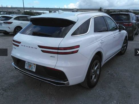 Used 2026 Genesis GV70 2.5T image 3