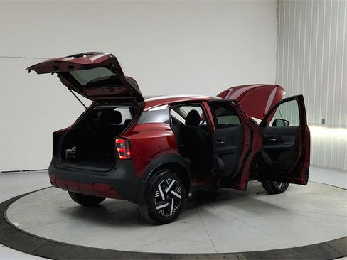 New 2026 Nissan Kicks SV w/ SV Premium Package image 15