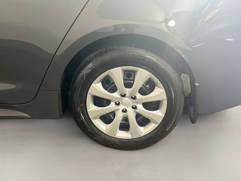 Used 2026 Toyota Corolla LE FWD image 24