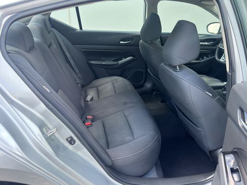 Used 2021 Nissan Altima 2.5 SV FWD image 14
