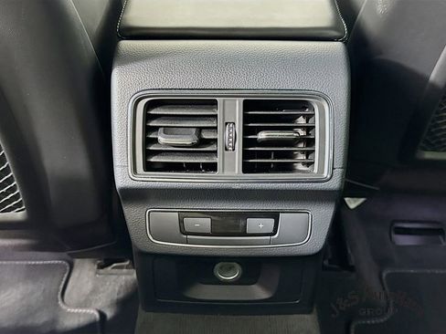 Used 2018 Audi SQ5 Premium Plus w/ S Sport Package image 31