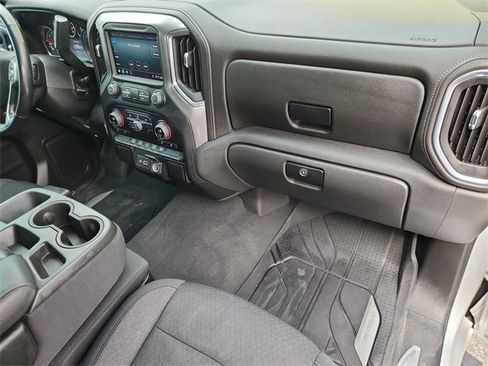 Certified 2021 Chevrolet Silverado 1500 LT w/ LPO, Liner Protection Package image 27
