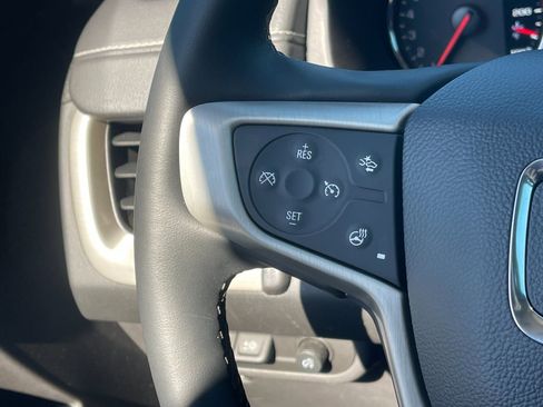 Used 2024 GMC Terrain Denali w/ Denali Premium Package image 28