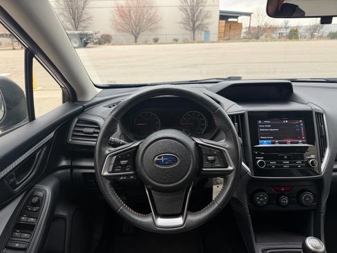 Used 2019 Subaru Crosstrek 2.0i Premium image 29