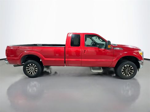 Used 2011 Ford F250 Lariat w/ Lariat Interior Pkg image 5