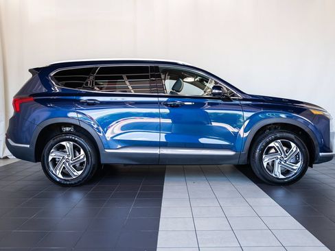 Used 2021 Hyundai Santa Fe SEL w/ Convenience Package AWD/4WD image 3