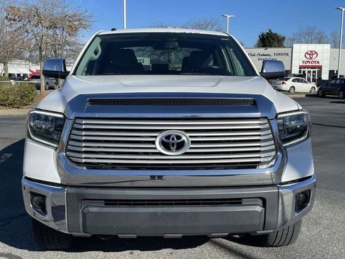 Used 2014 Toyota Tundra Limited w/ Limited Premium Package image 8