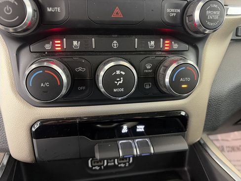 Used 2022 RAM 1500 Laramie image 24