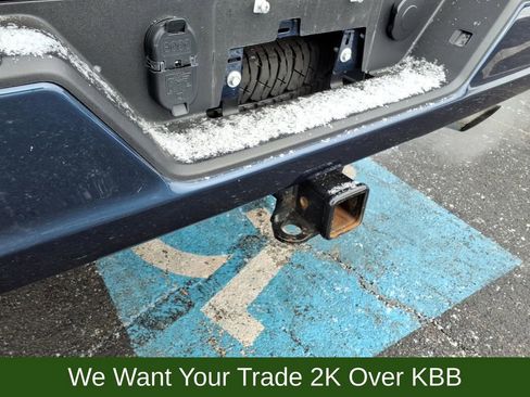 Used 2022 Chevrolet Silverado 2500 Custom w/ Custom Convenience Package image 15