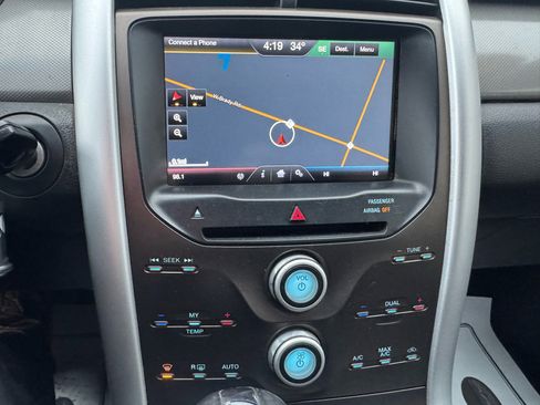 Used 2013 Ford Edge SEL image 21