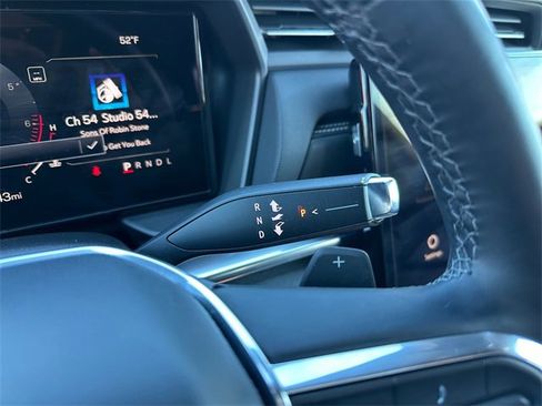 Used 2025 GMC Terrain Elevation image 25