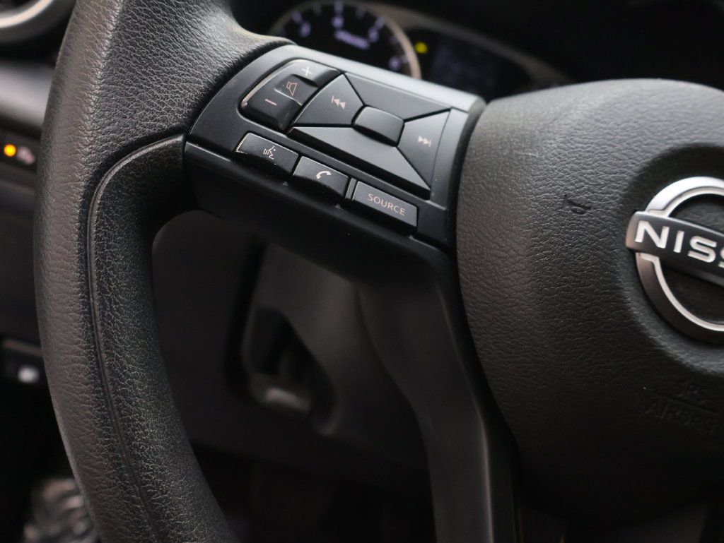 Used 2025 Nissan Versa S FWD image 18
