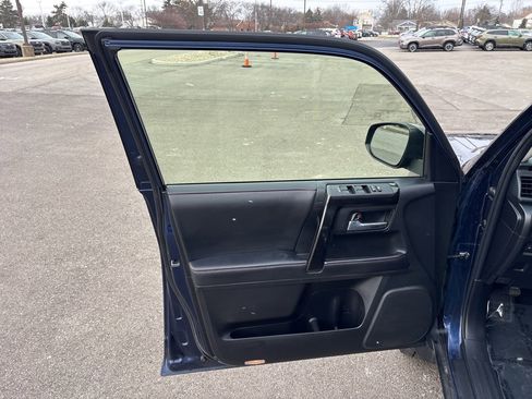 Used 2021 Toyota 4Runner Venture image 20