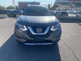 Used 2017 Nissan Rogue SV image 2