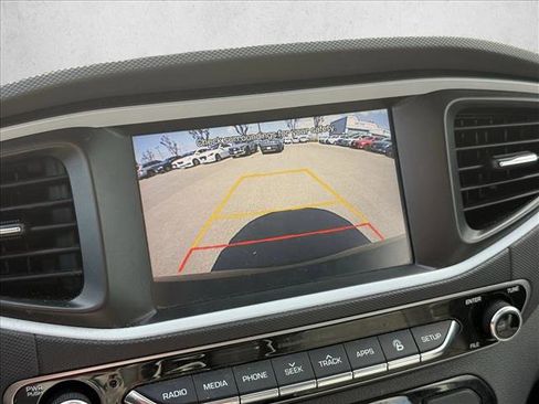 Used 2017 Hyundai Ioniq Limited image 12