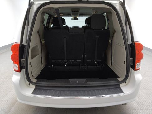 Used 2019 Dodge Grand Caravan SE w/ UConnect Hands-Free Group FWD image 29