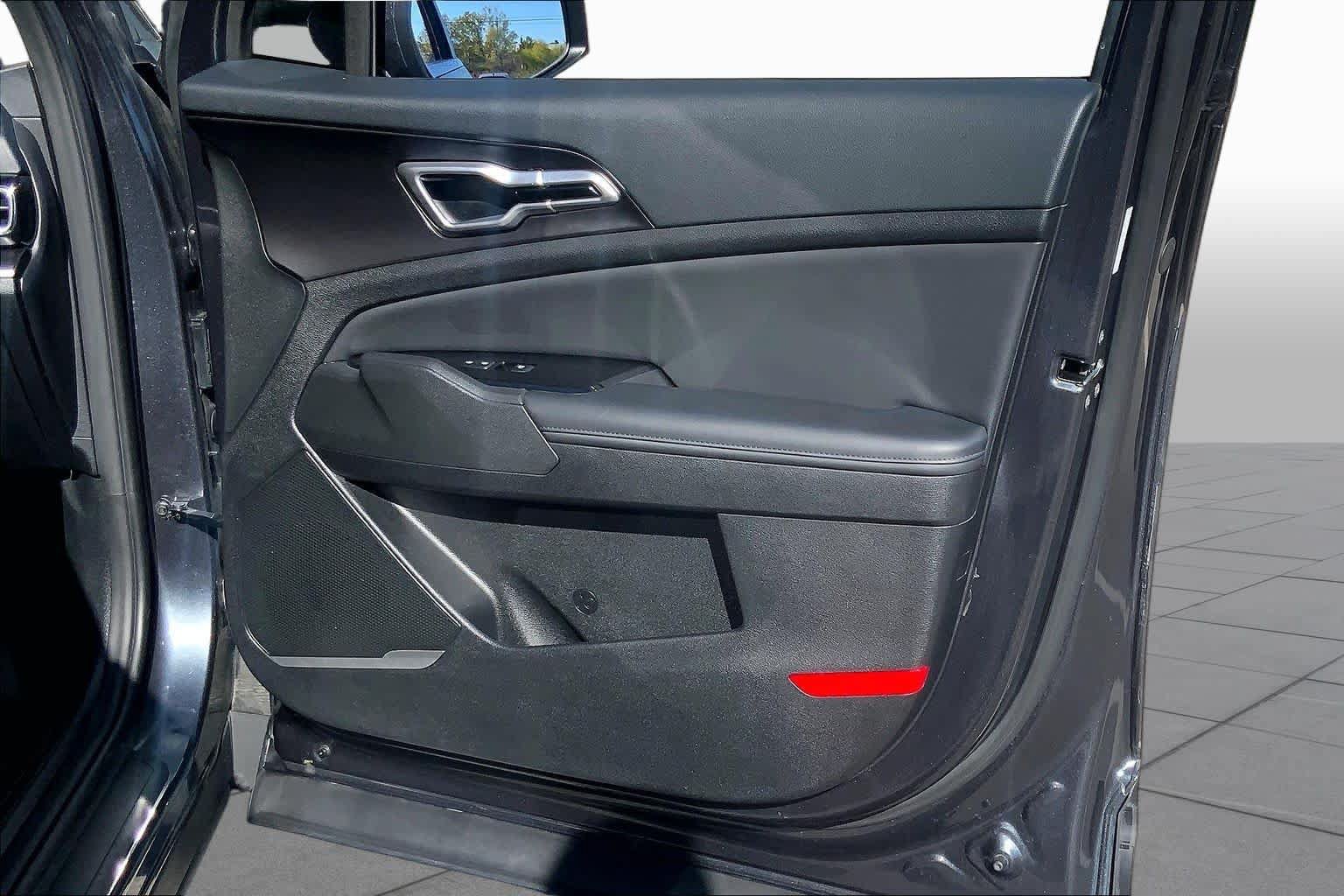 Used 2023 Kia Sportage EX FWD image 21