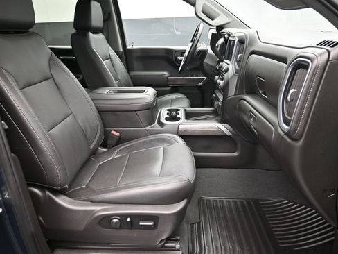 Used 2020 Chevrolet Silverado 1500 LTZ w/ LTZ Premium Package image 32