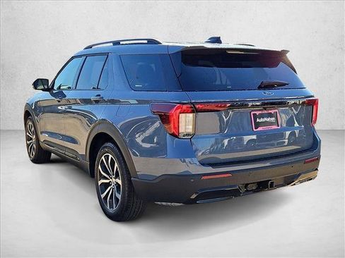 New 2026 Ford Explorer ST-Line image 9
