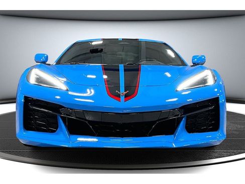 Used 2025 Chevrolet Corvette Z06 w/ Stealth Interior Trim Package image 4