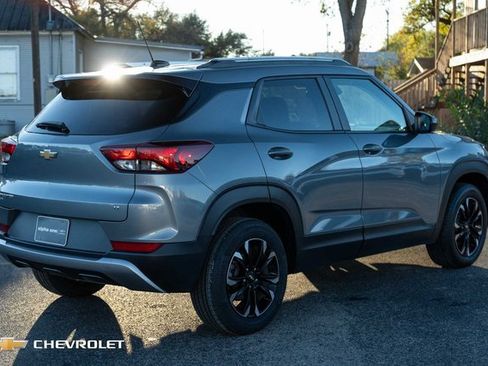 Used 2023 Chevrolet TrailBlazer LT w/ Convenience Package image 6