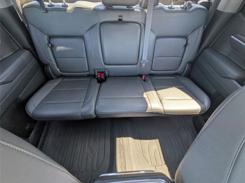 Used 2023 GMC Sierra 1500 SLT image 31