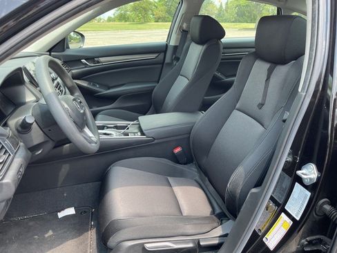 Used 2021 Honda Accord LX image 18