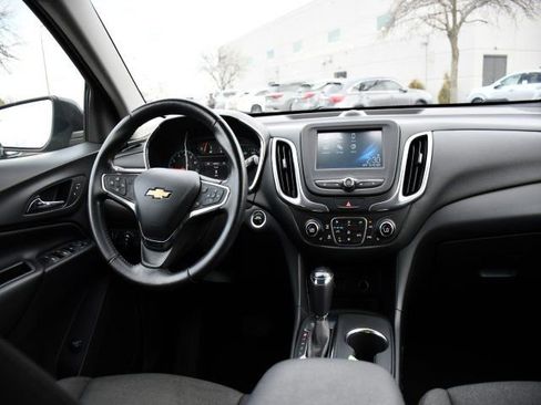 Used 2018 Chevrolet Equinox LT image 19
