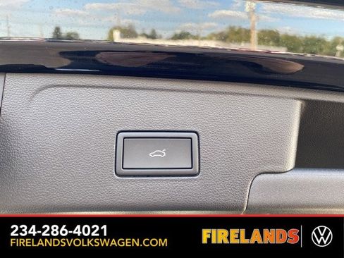 New 2026 Volkswagen Atlas Cross Sport SEL Premium R-Line image 79