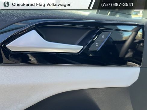 New 2026 Volkswagen Taos S image 14