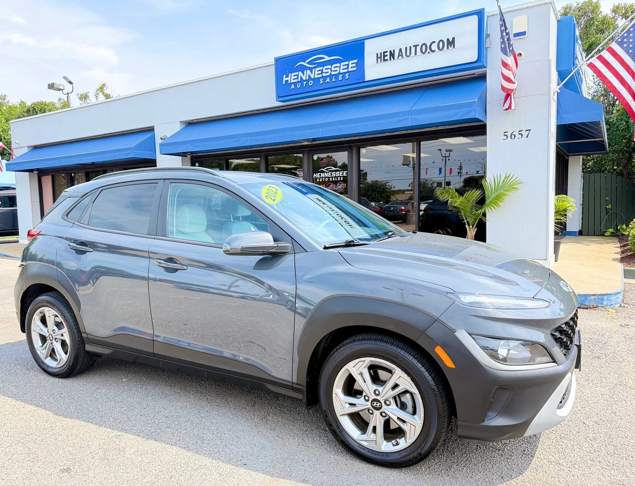 Used 2023 Hyundai Kona SEL AWD/4WD image 1
