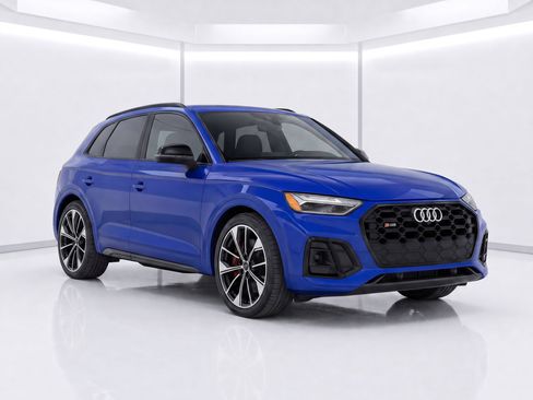 Certified 2021 Audi SQ5 Premium Plus w/ Premium Plus Package AWD/4WD image 2