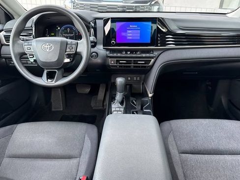 Used 2025 Toyota Camry LE FWD image 17