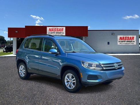 Used 2017 Volkswagen Tiguan S FWD image 3