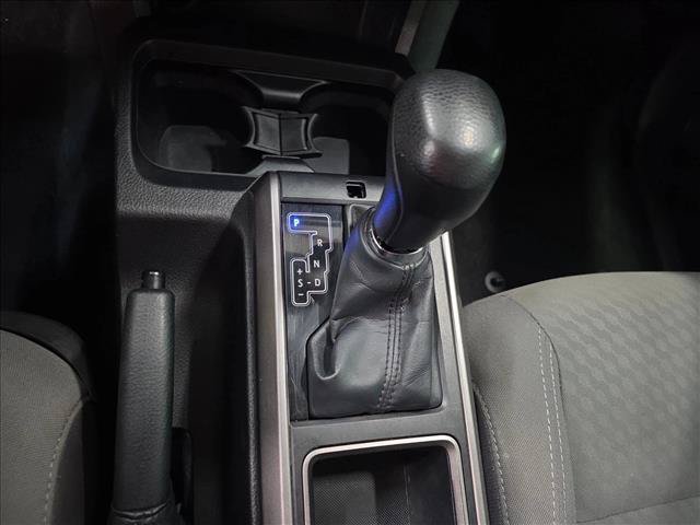 Used 2022 Toyota Tacoma SR5 RWD image 12