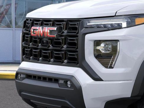 New 2026 GMC Canyon Elevation w/ Convenience Package image 28