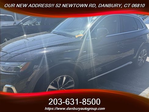 Used 2023 Audi Q5 2.0T Premium Plus w/ Premium Plus Package AWD/4WD image 2