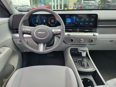 New 2026 Hyundai Kona SE image 10