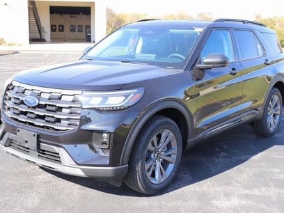 New 2026 Ford Explorer Active w/ Active Comfort Package