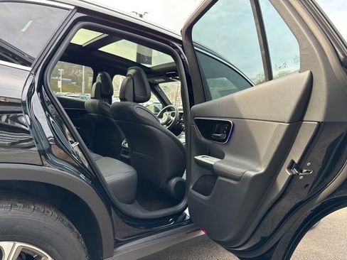 New 2026 Mercedes-Benz GLC 300 4MATIC image 23