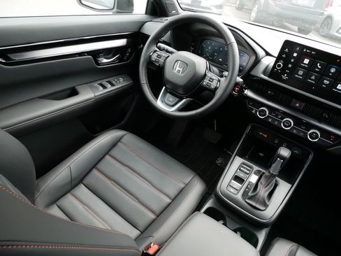Certified 2026 Honda CR-V Sport Touring image 9