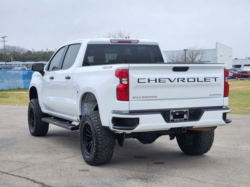 Certified 2023 Chevrolet Silverado 1500 Custom image 5