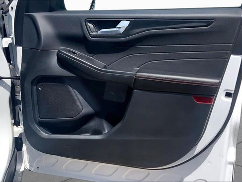 Certified 2023 Ford Escape ST-Line FWD image 23